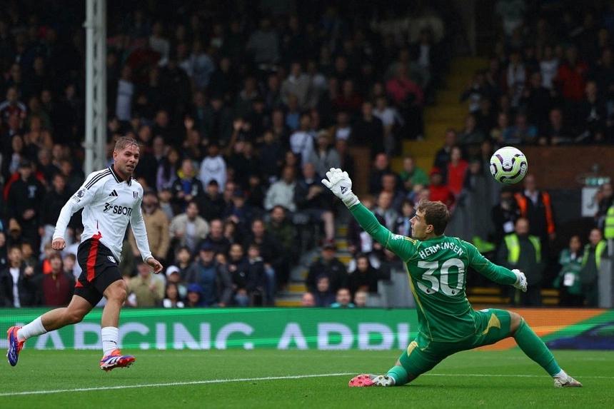 Smith Rowe and Iwobi score as Fulham secures 2-1 victory over Leicester