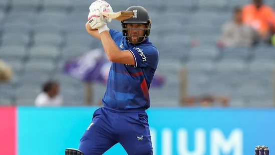 Dawid Malan announces retirement from international cricket following exclusion from white-ball series against Australia