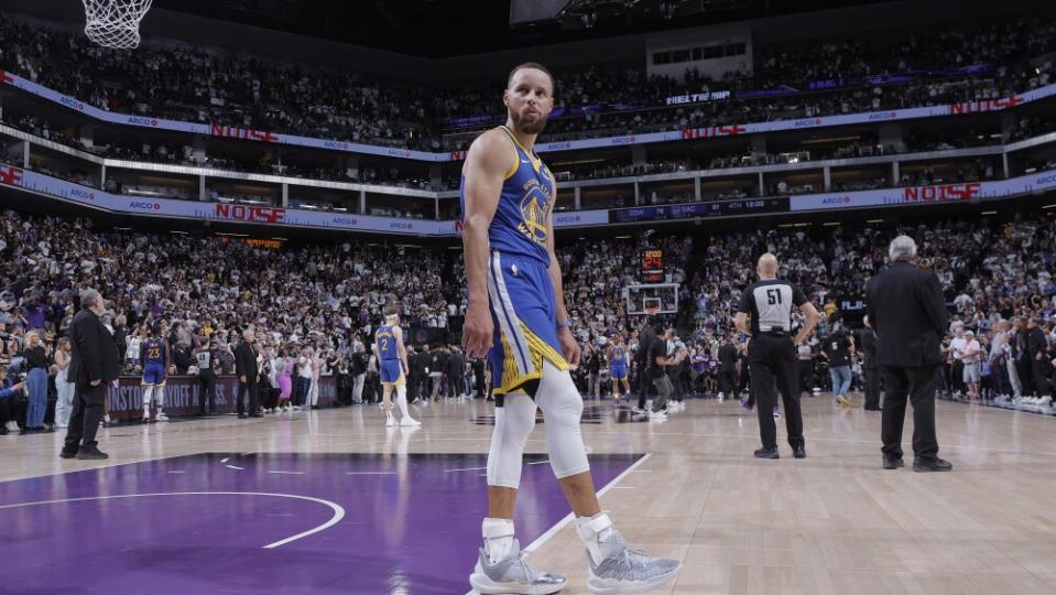 Stephen Curry emphasizes importance of winning in new contract negotiations: 'The expectation remains the same'