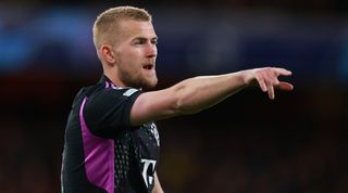 Manchester United receives caution about Matthijs de Ligt after protest and petition