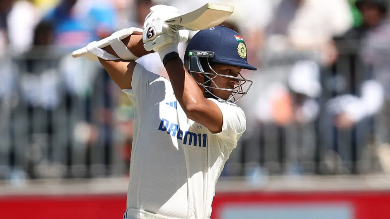 Relentless Jaiswal and Rahul put Australia to the test as India pushes lead over 200